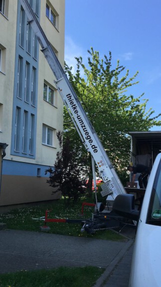 Thietke Umzuege - Moebellift 3