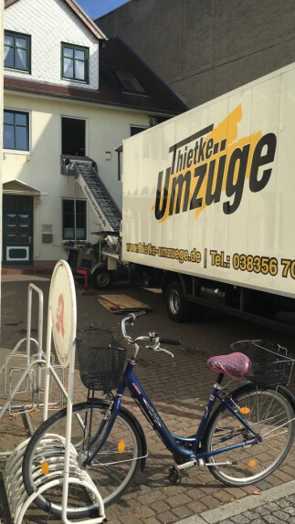 Thietke Umzuege - Moebellift 13