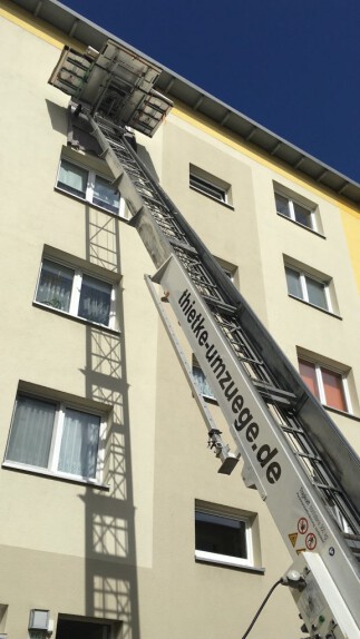 Thietke Umzuege - Moebellift 20