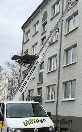 Thietke Umzuege - Moebellift 16